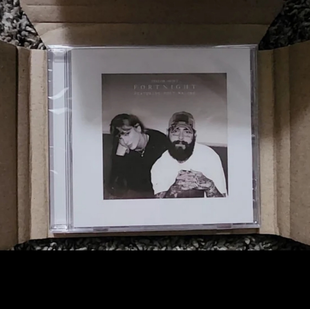 Taylor Swift Fortnight (ft Post Malone)  Single CD